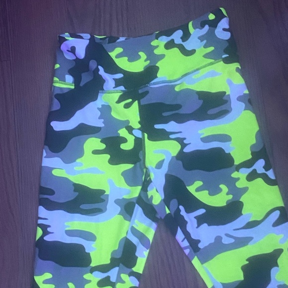 army print leggings/yoga pants - Picture 2 of 2